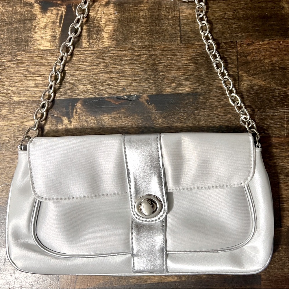 Avon Products Silver Fashion Crossbody Purses Wedding Party Prom Formal